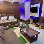 Hotel Jerry Inn -Near Nizamuddun Railway Station