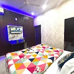 Hotel Jerry Inn -Near Nizamuddun Railway Station